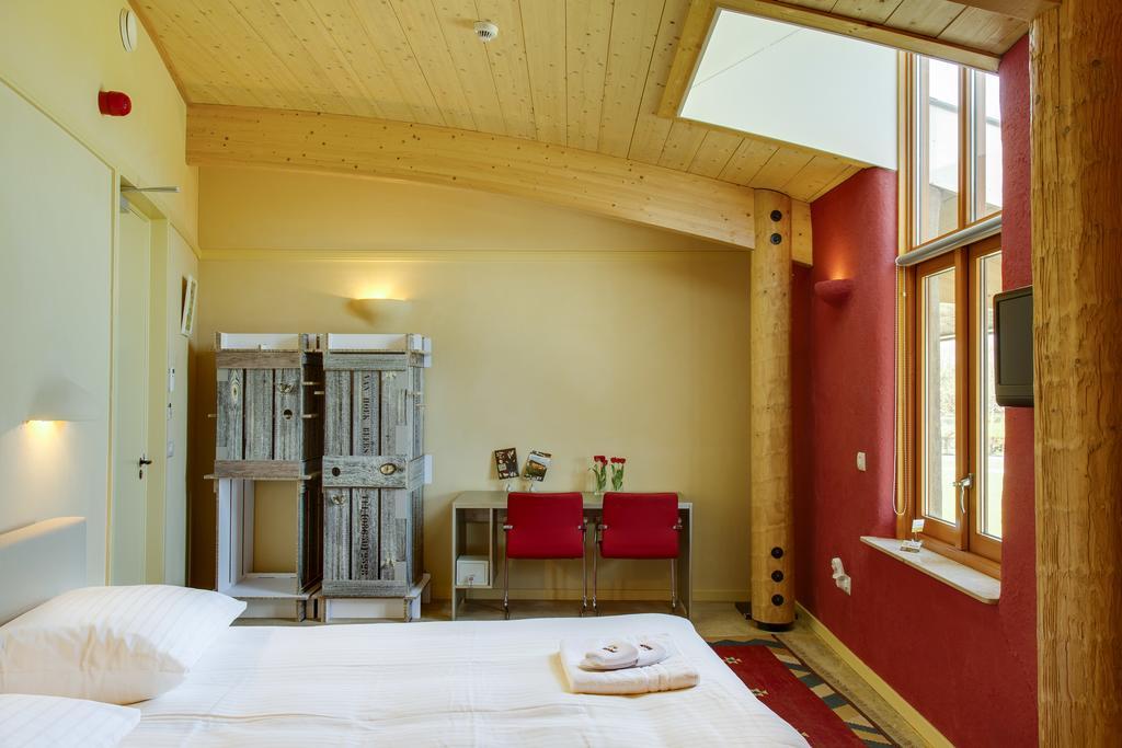 Strohotel Aalshof Haps Extérieur photo